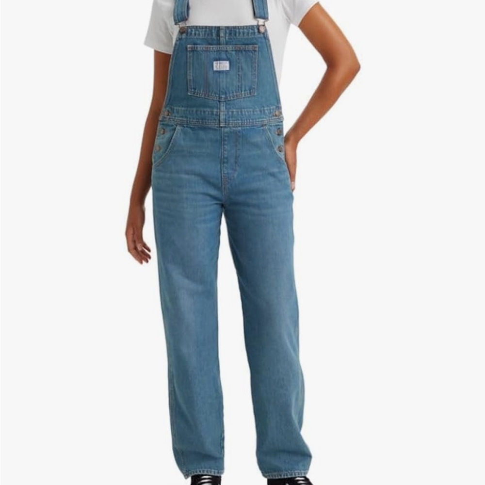 Levi’s vintage overalls, size small. 
Medium wash, never worn. NWOT.